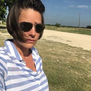 Meet your Posher, Stacy